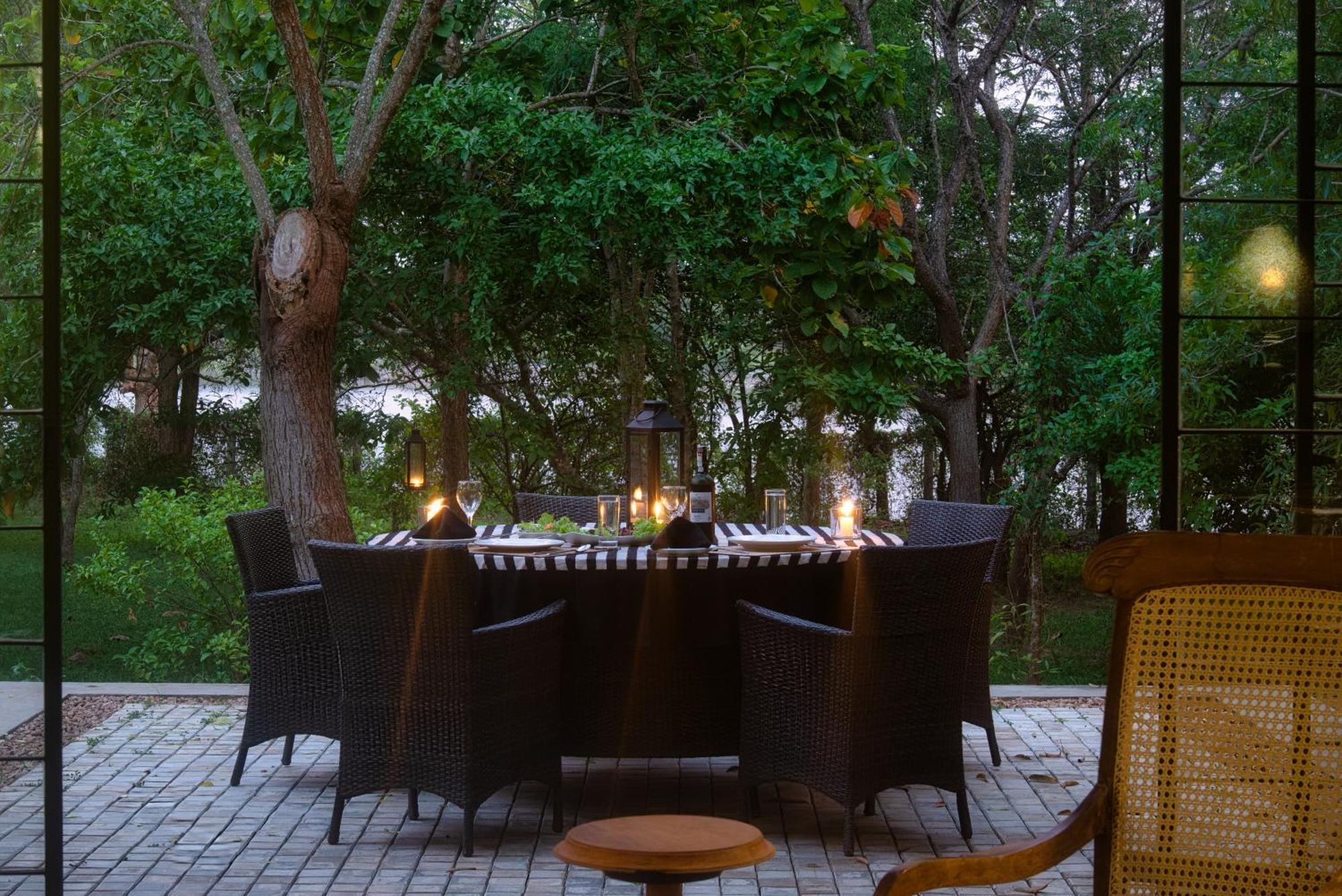 הוילה קירינדה Neem Tree House מראה חיצוני תמונה